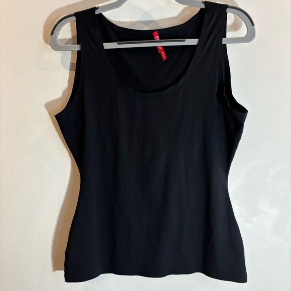 SPANX Other - SPANX Sz XL Scoop Neck Shapewear Stretch Camisole